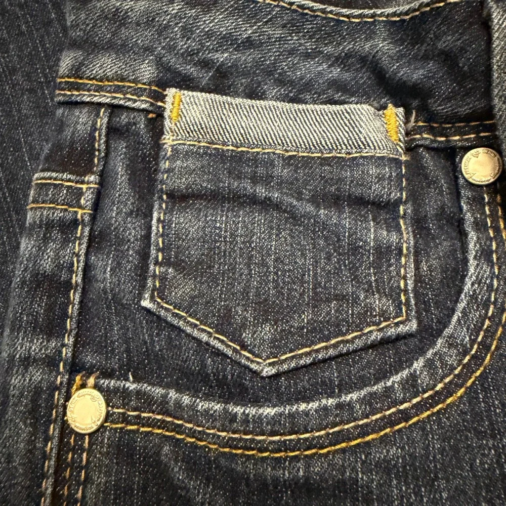 Justice Girls Dark Wash Denim Capri Jeans Yellow Heart Embroidery Cropped Pants